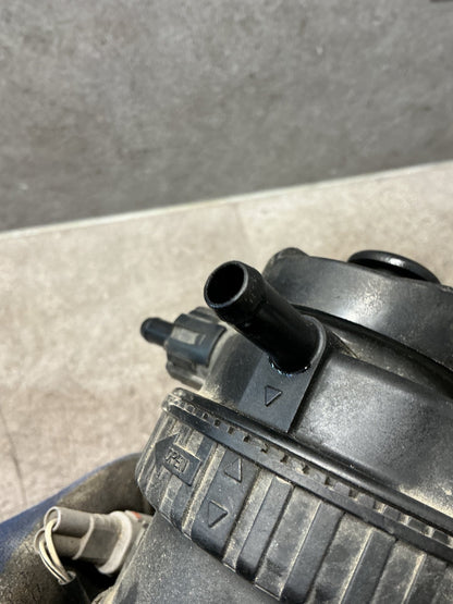 2006 Toyota Hilux - Fuel Filter Primer Pump - (TAG17783)
