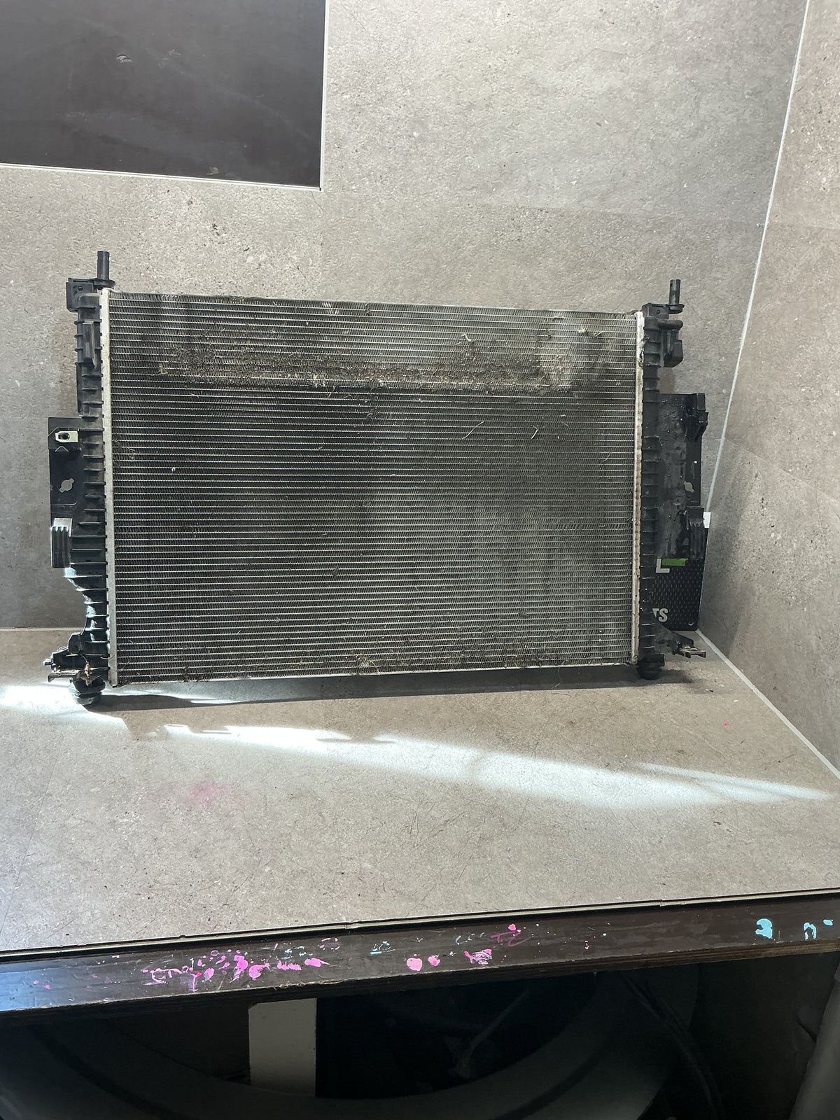 2017 Ford Escape- Radiator- (TAG13498) PN: EJ73-8005-A