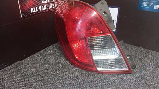 2010 Holden Captiva 5 LT 2WD 2.4 AT- Left Taillight- (TAG5153)