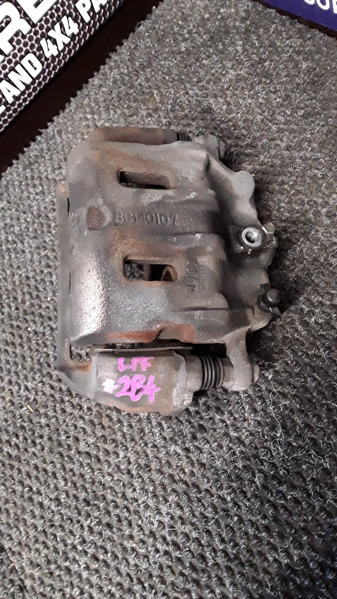 2013 Holden Captiva LT 2WD 2.4 AT- Left Front Caliper- (TAG6499)