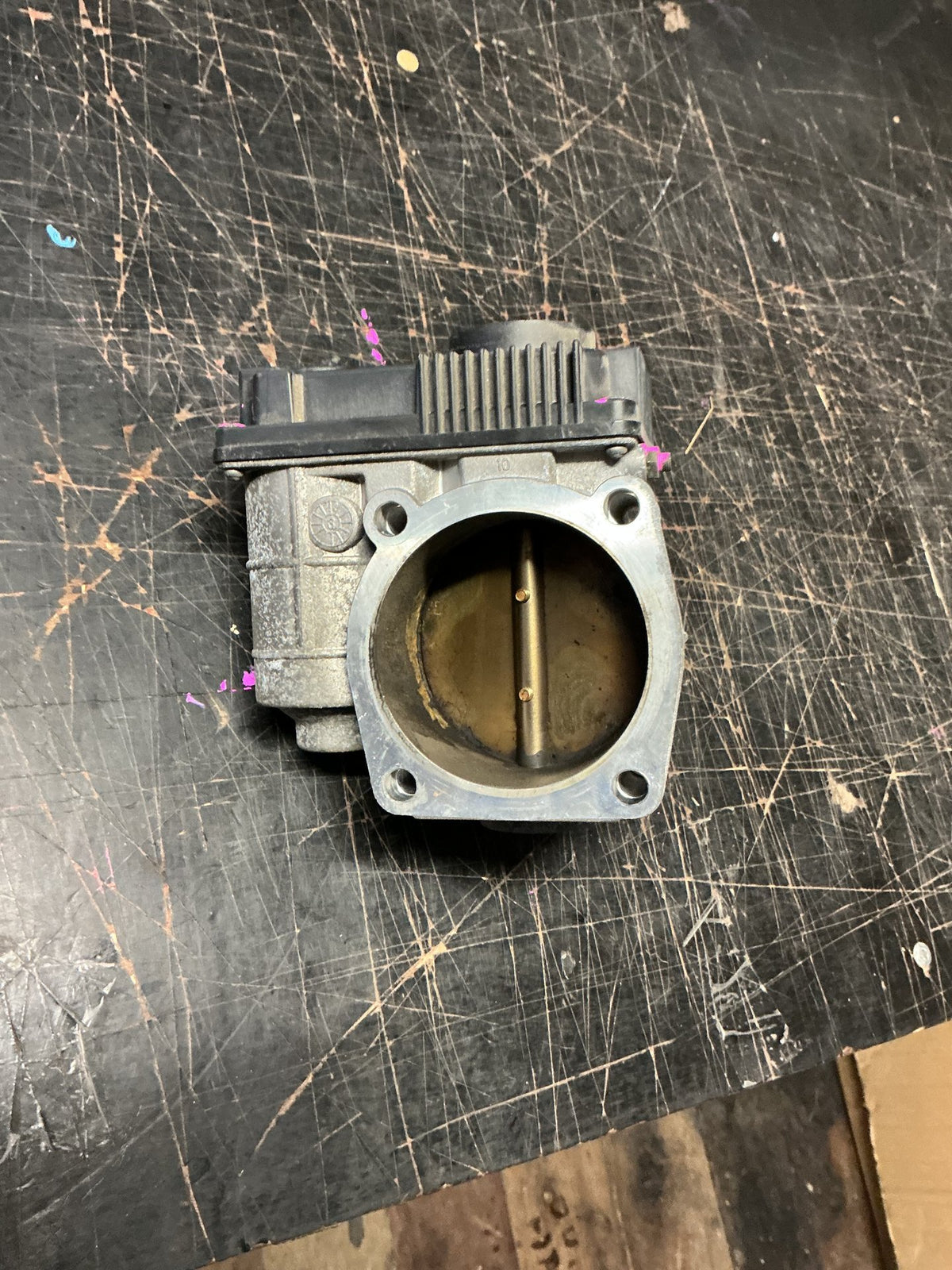 2002 Nissan Elgrand- Throttle Body- (TAG13487)