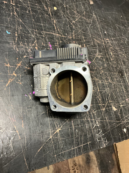 2002 Nissan Elgrand- Throttle Body- (TAG13487)