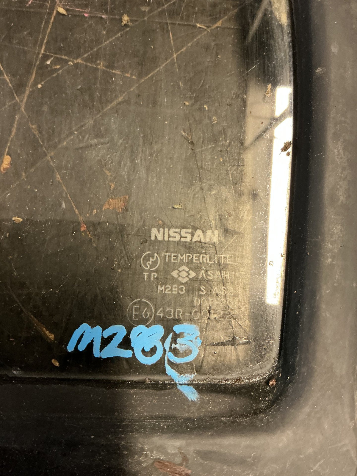 1996 Nissan Terrano R50 - Left Rear Quarter Door Glass - (TAG18668)