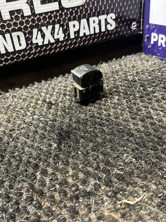 2015-2019 Ford Kuga- Right Rear Window Switch- (TAG7197)
