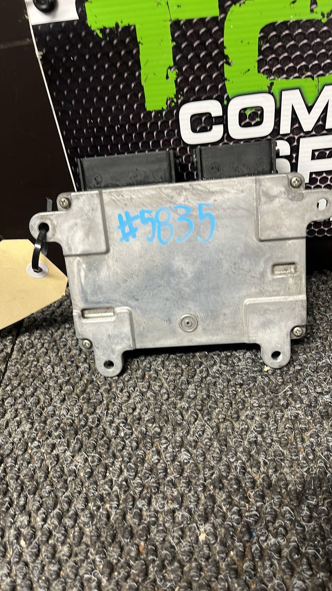 2005-2012 Mitsubishi Outlander II CW*W- ECU- (TAG5835)