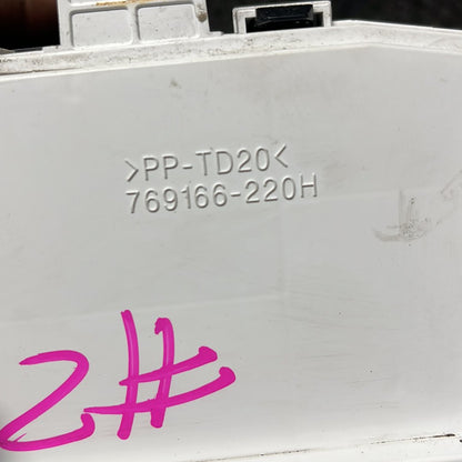 Instrument Cluster- (TAG8083), 2006, Mitsubishi, Outlander, II CW*W