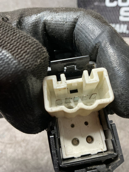 1999 Toyota Surf N180- Right Rear Window Switch- (TAG15396)
