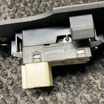 2017 Holden Captiva- Right Rear Window Switch- (TAG7980)