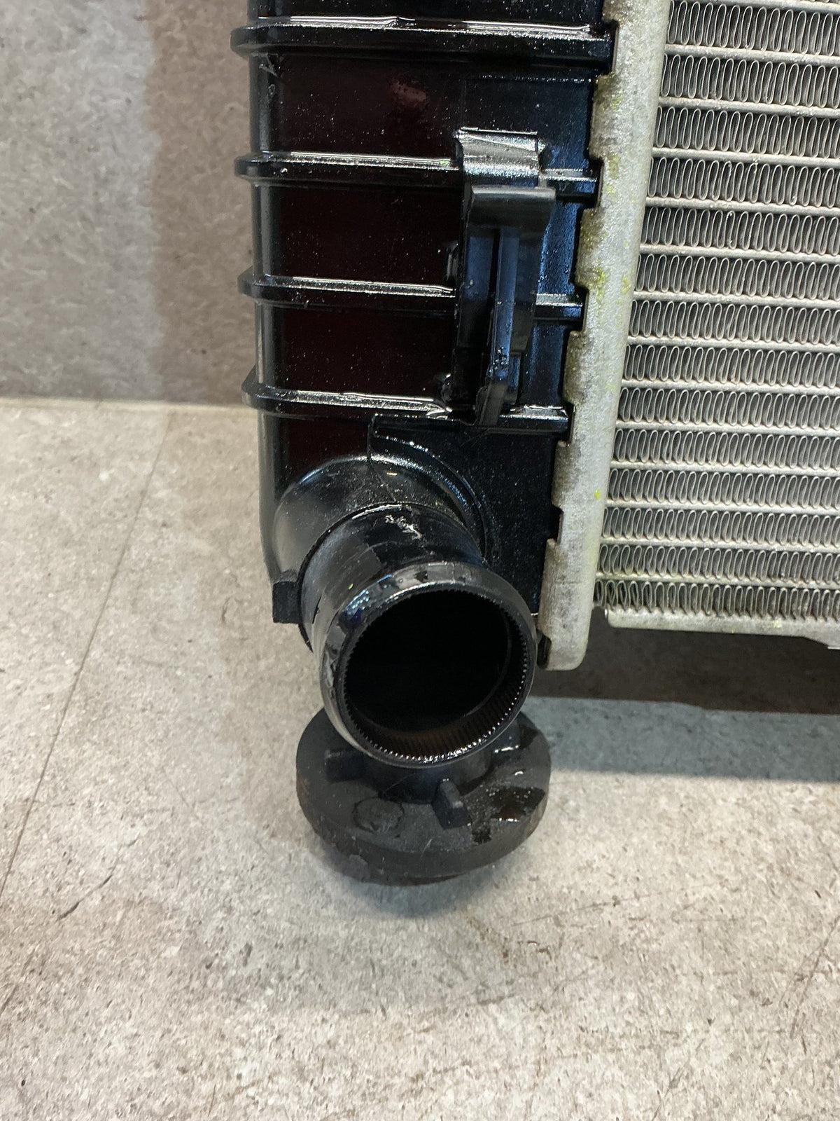 2012 Holden Captiva - Radiator - (TAG18511)