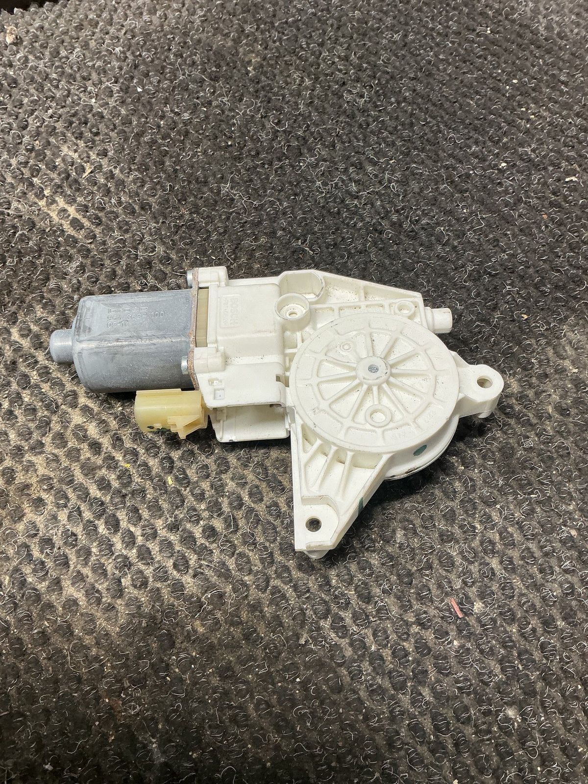 2009-2012 Dodge Journey JC- Left Rear Window Regulator/Motor- (TAG11367)
