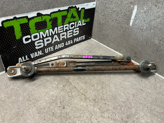 2010 Hyundai Tucson- Front Wiper Rack Assembly- (TAG14021)