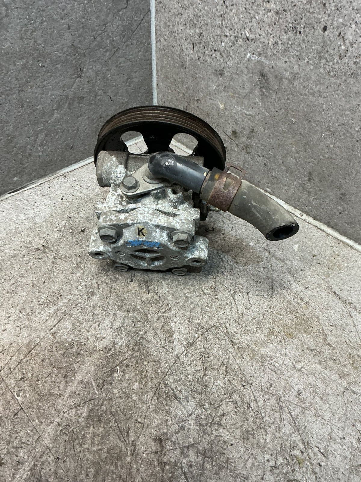 2008 Nissan Vanette SK82VN - Power Steering Pump - (TAG18172)