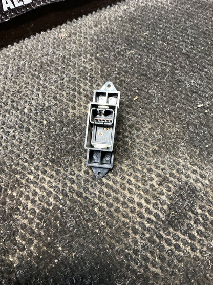 2005-2012 Mitsubishi Outlander II CW*W- Left Rear Window Switch- (TAG11606)
