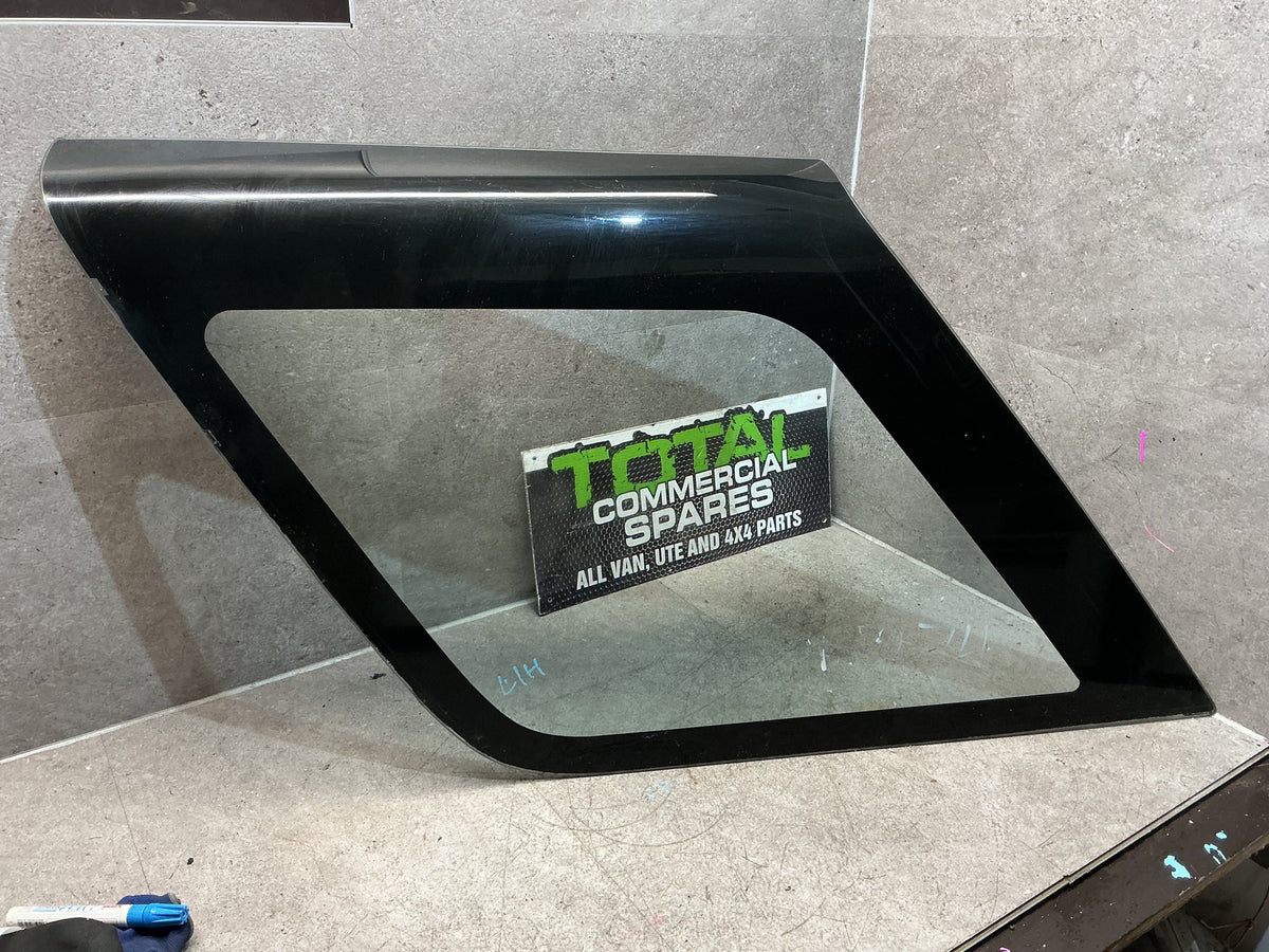 1995 Isuzu MU UCS69DW- Left Rear Cargo Glass- (TAG15895)