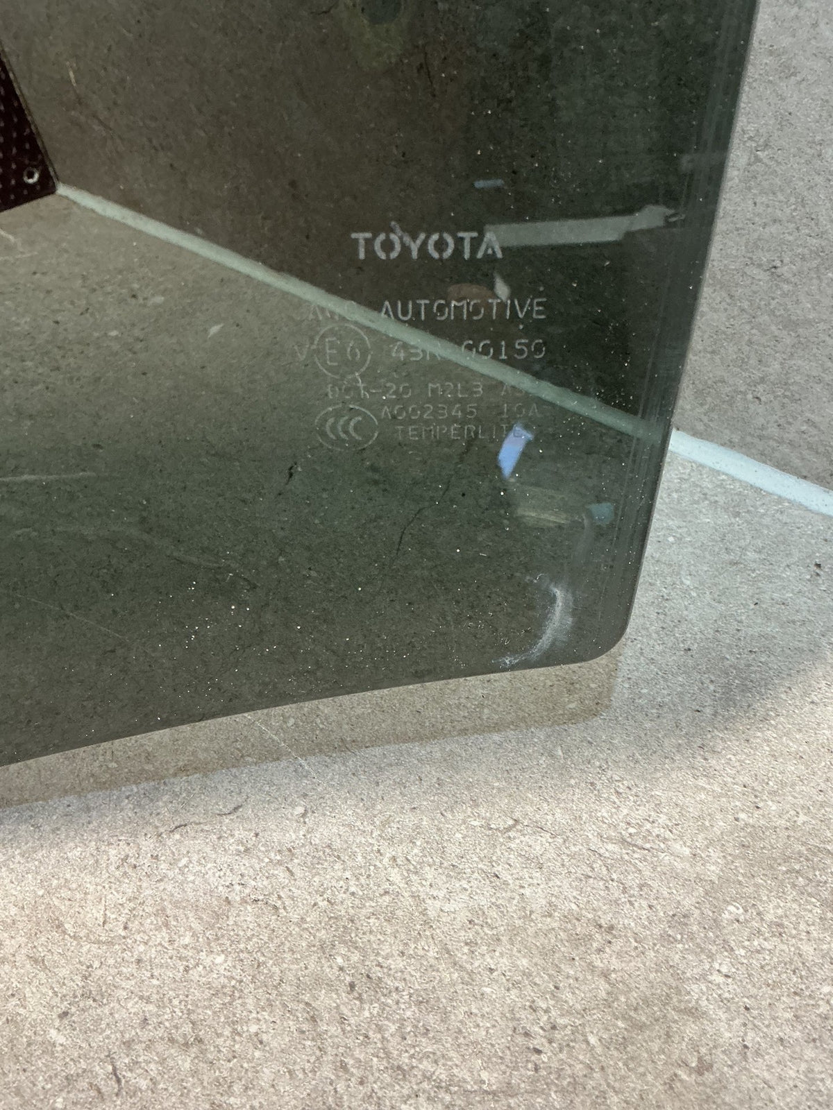 2007-2014 Toyota Highlander U40- Left Rear Door Glass- (TAG12797)