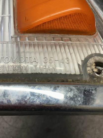 1988-1998 Toyota Hilux LN85- Left Corner Light- (TAG16379)