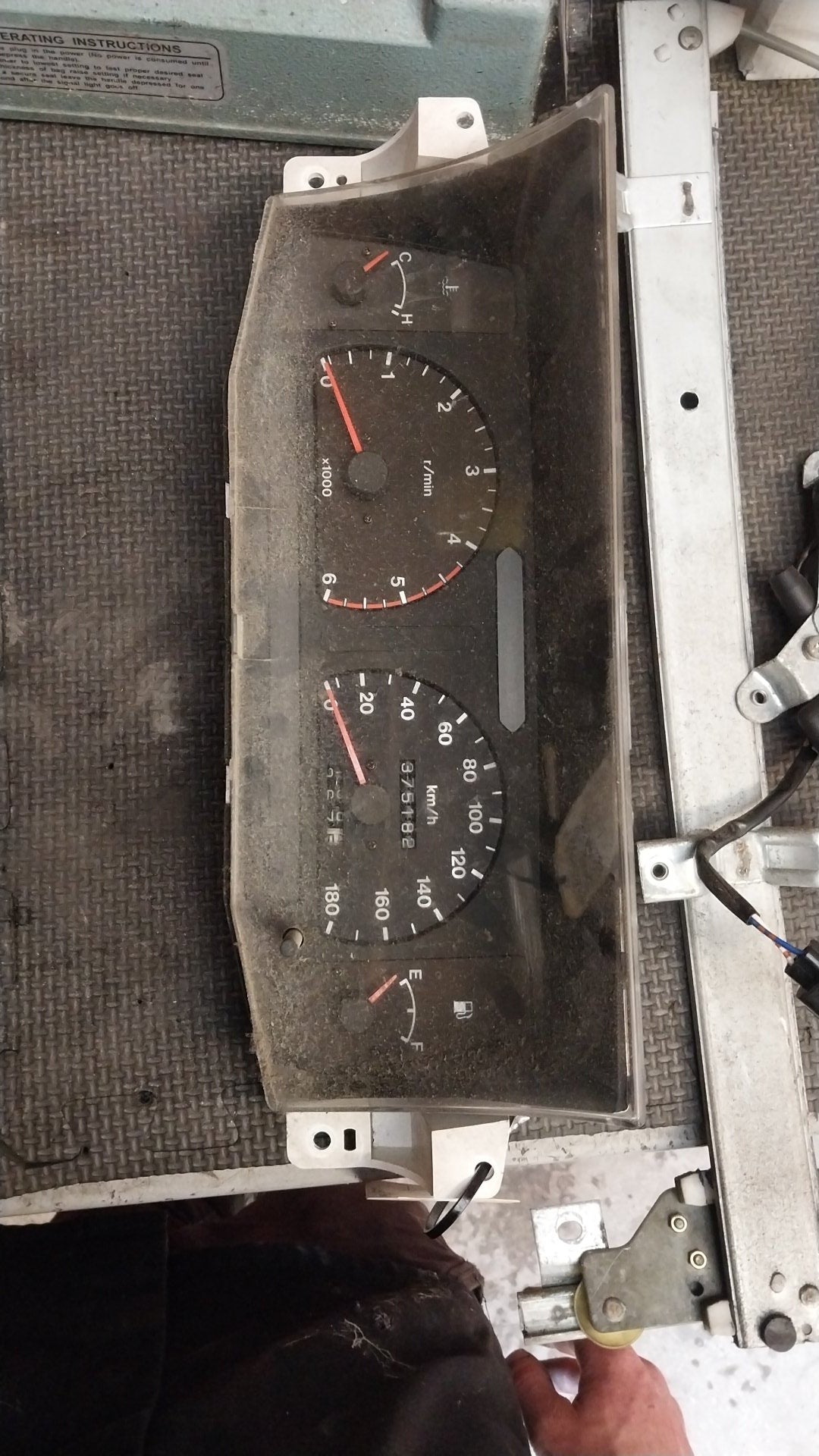 2001-2003 Holden Rodeo TF- Instrument Cluster- (TAG2798)