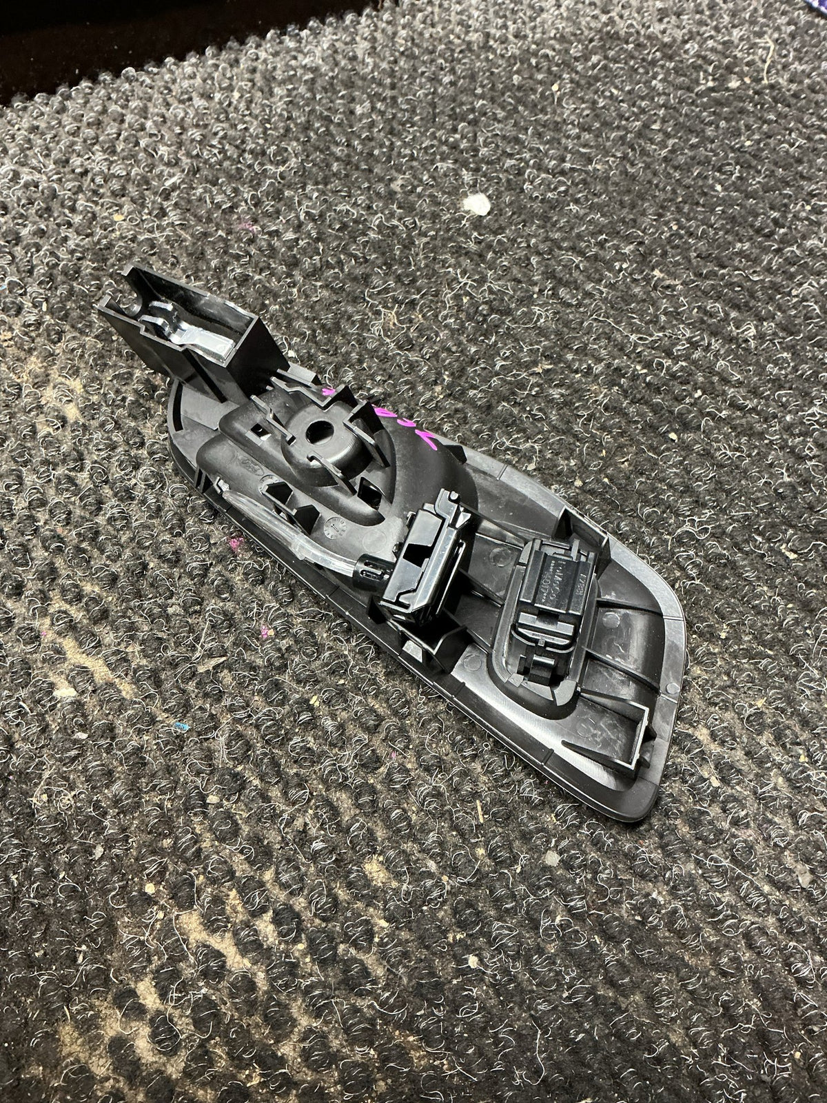 2013 Ford Kuga II TF- Left Front Door Interior Handle- (TAG9632) PN: CJ54-R22601-CCW