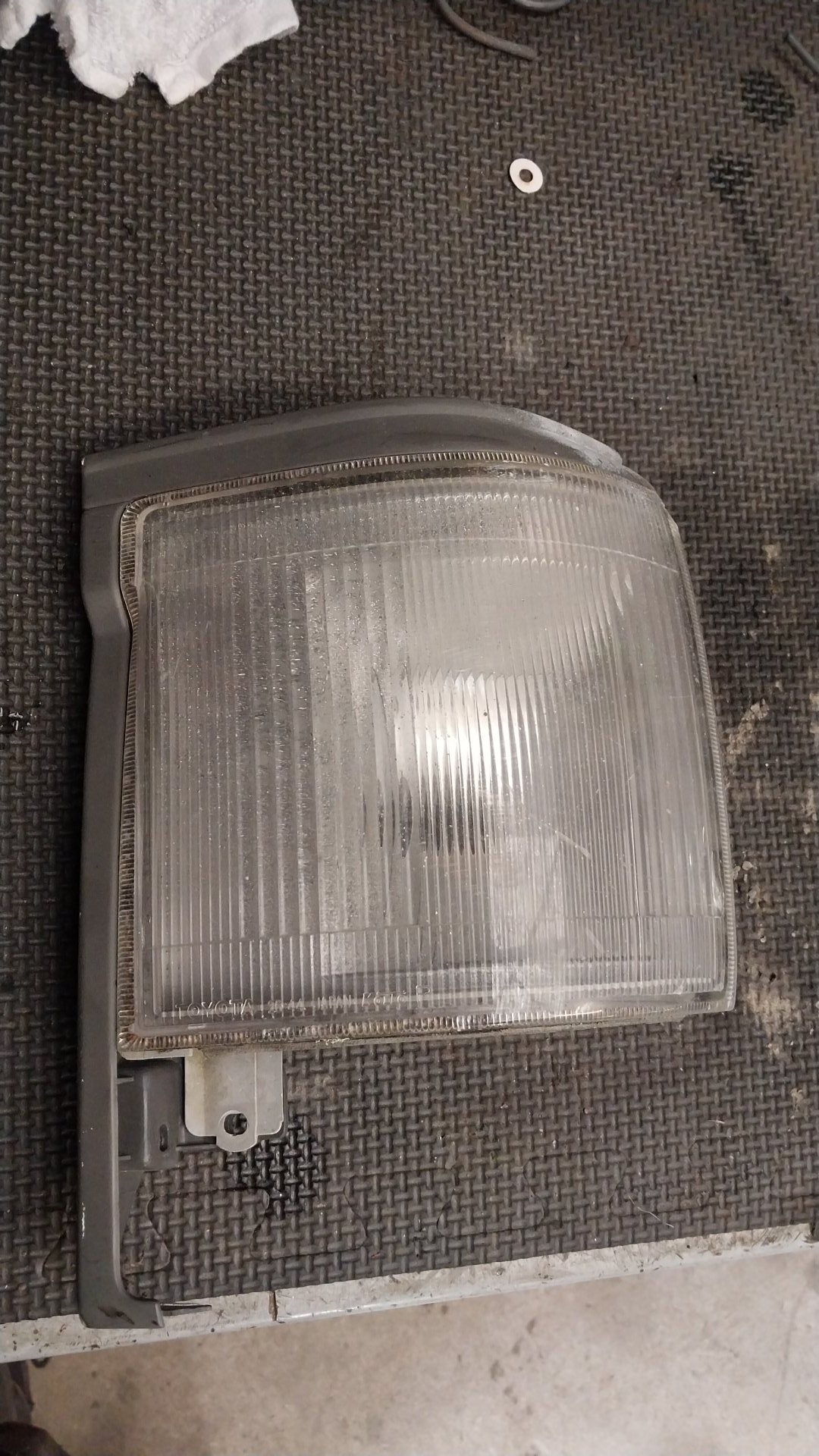 1989-2000 Toyota Hiace IV H10 LH12*- Right Corner Light- (TAG3042)