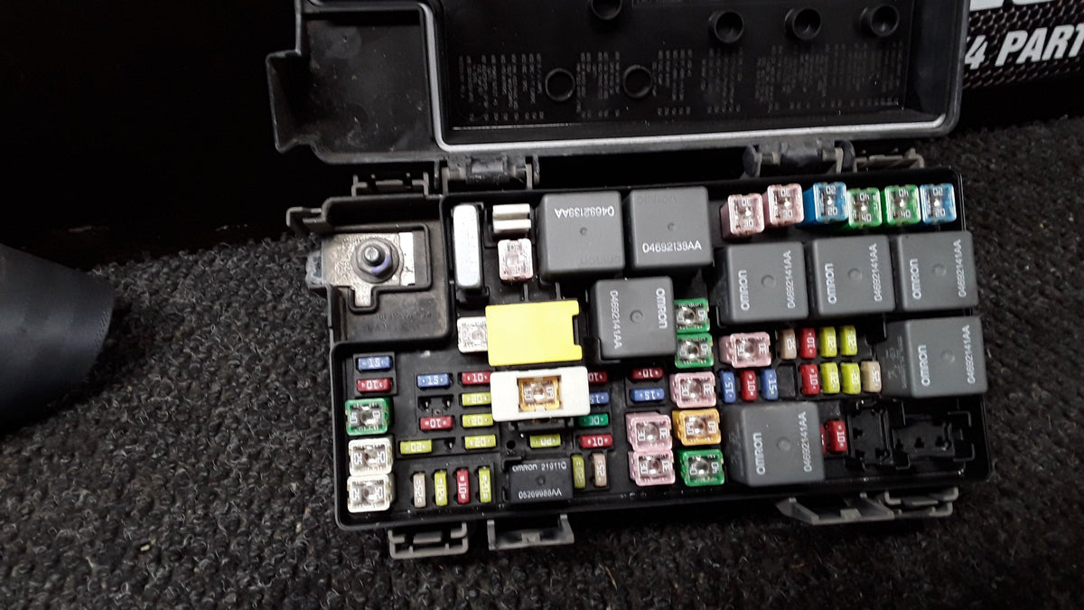 2008-2020 Dodge Journey JC - Engine Bay Fuse Box - (TAG6882)
