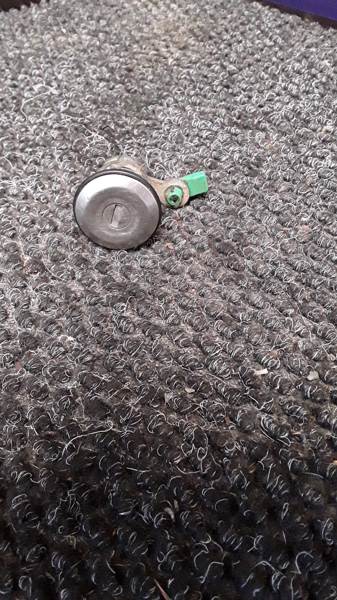 2001-2008 Nissan Navara D22- Right Front Door Lock Barrel- (TAG5694)