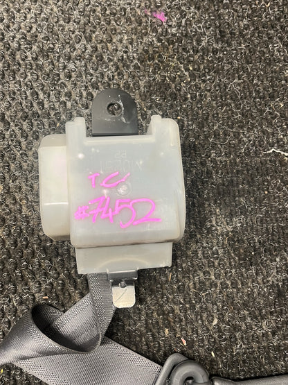 1997-2000 Mitsubishi Pajero II NL- Left Rear Seat Belt- (TAG7452)