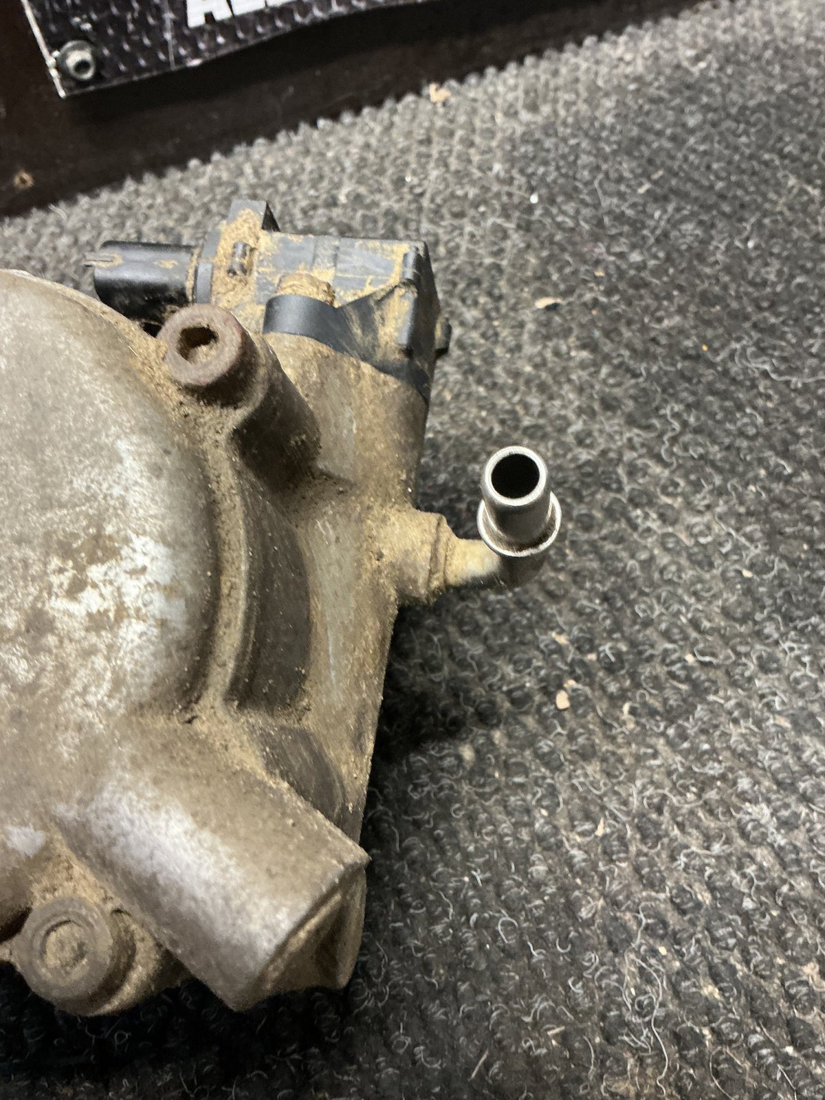 2012 Holden Colorado RG- Fuel Filter Housing- (TAG11287)