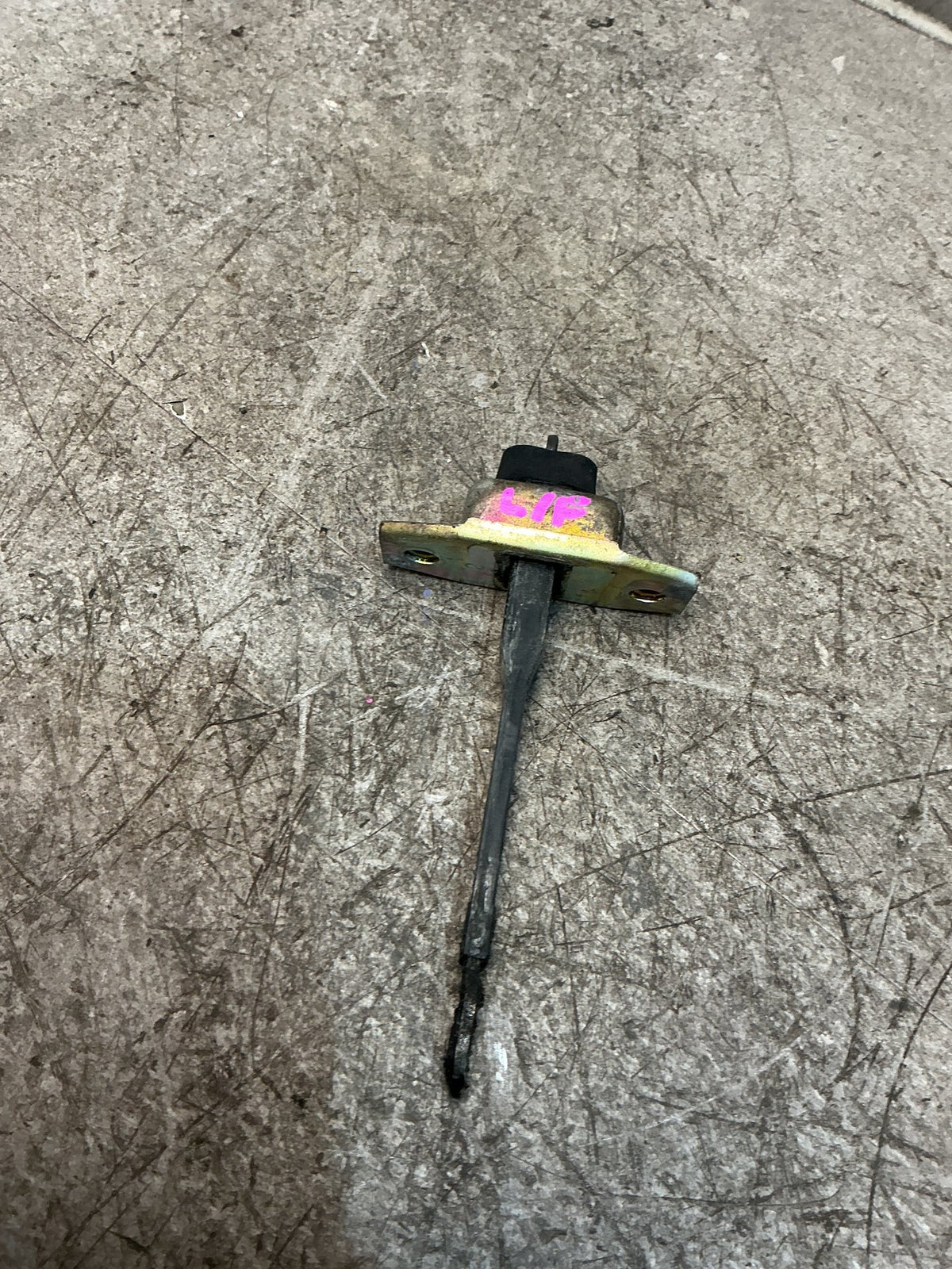 1994 Toyota Hilux KZN130 - Left Front Door Check Strap - (TAG18150)