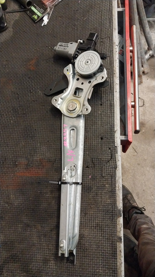 2016-2020 Holden Trailblazer RG- Left Front Window Regulator/Motor- (TAG3357)