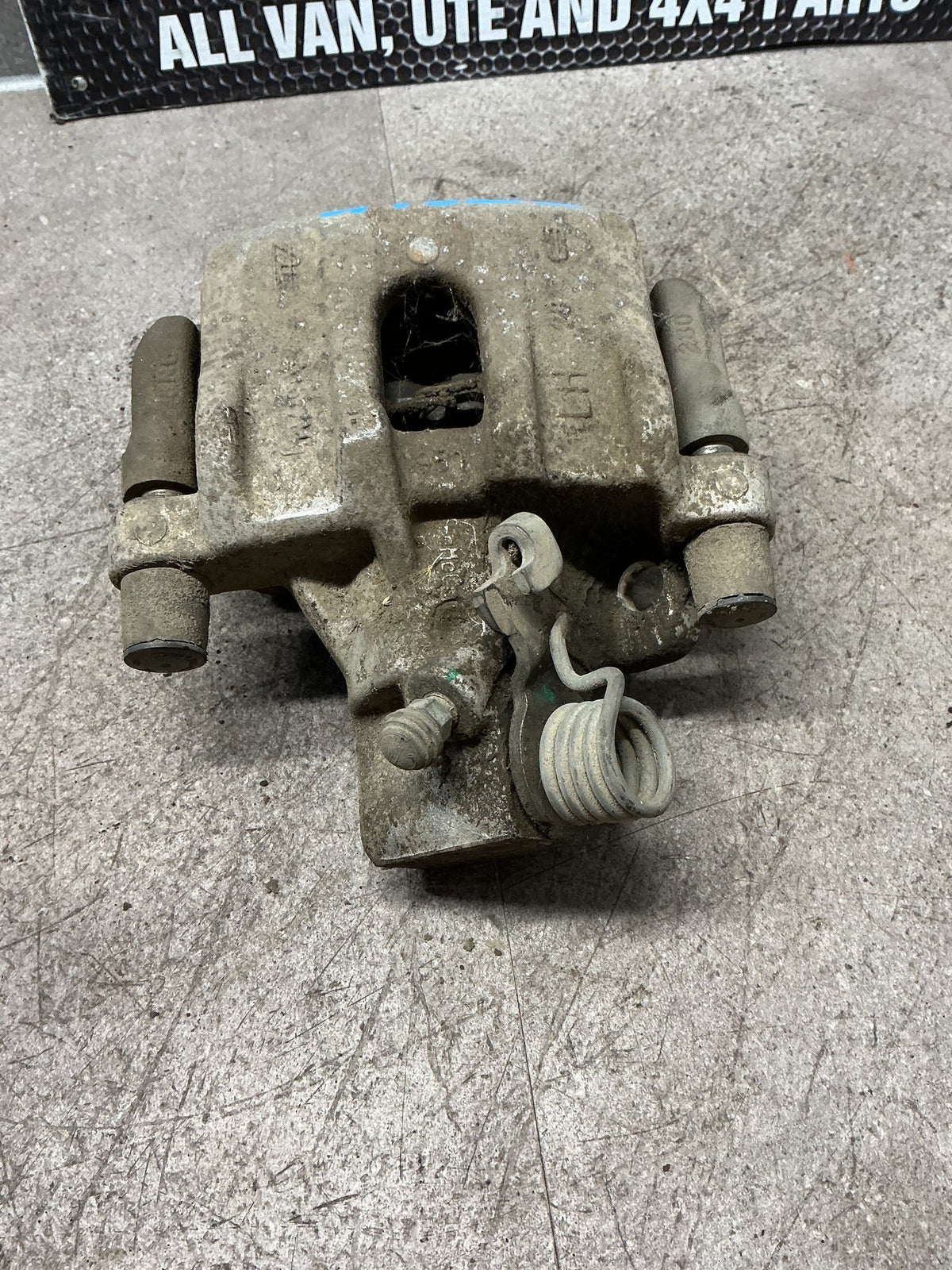 2014 Ford Kuga- Left Rear Caliper- (TAG15618)