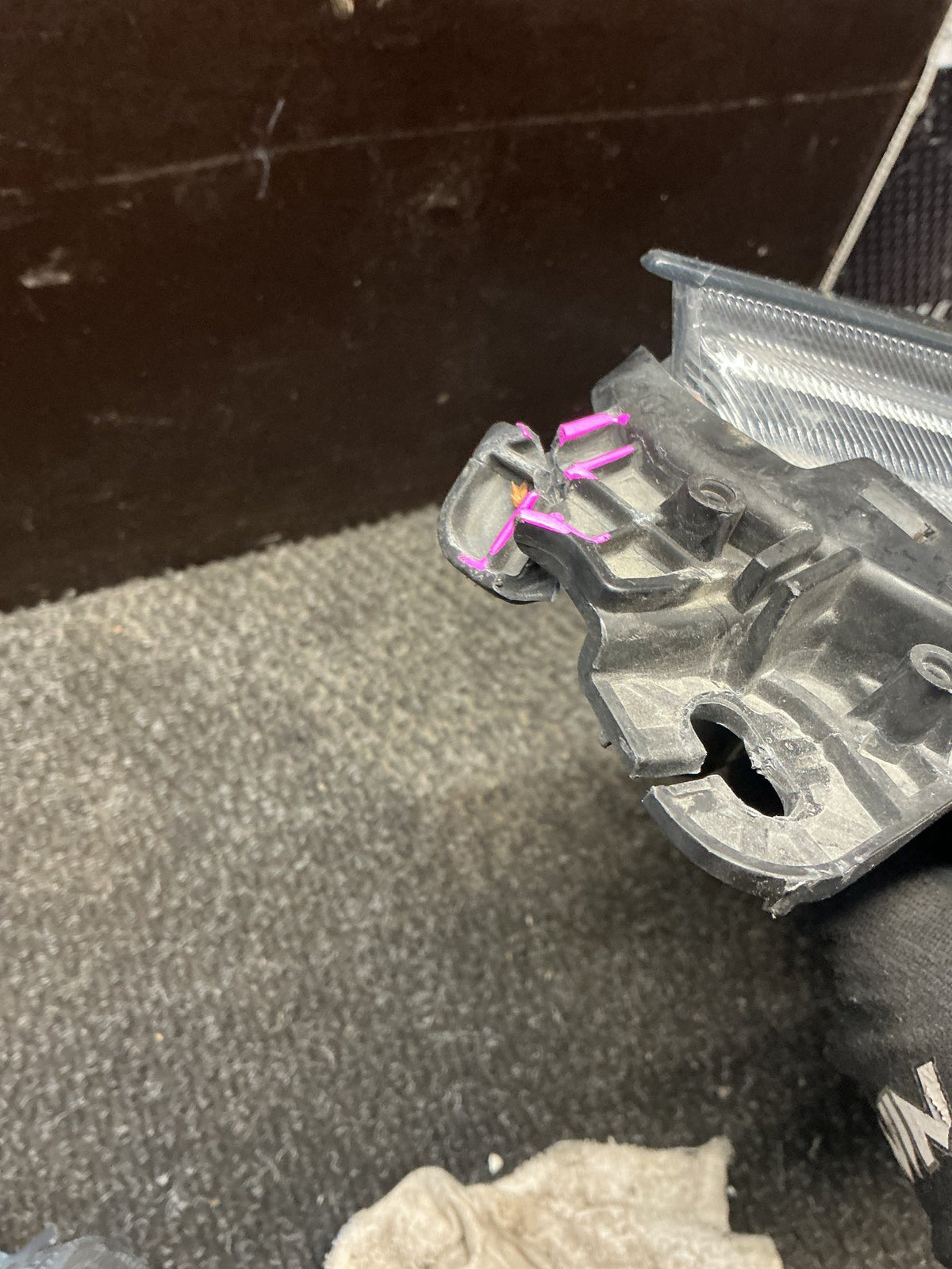 2016 Ford Escape- Left Headlight- (TAG10150)