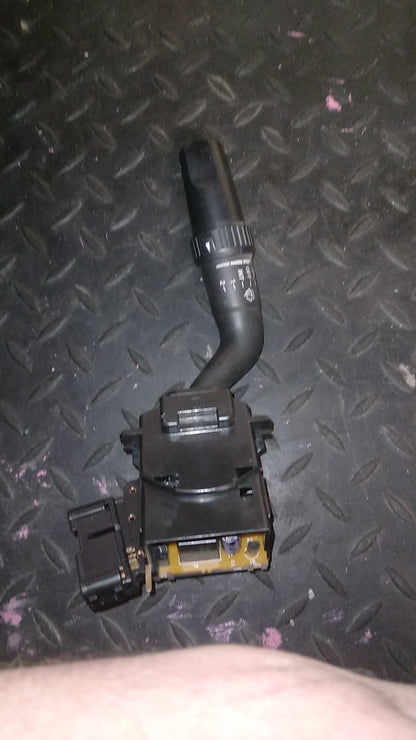 2006-2011 Mazda BT-50 CD UNY0E- Wiper Switch- (TAG2543)