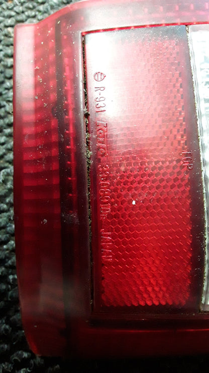 1989-1995 Toyota Hilux II N130 VZN130- Right Taillight- (TAG6369) PN: 33-08910
