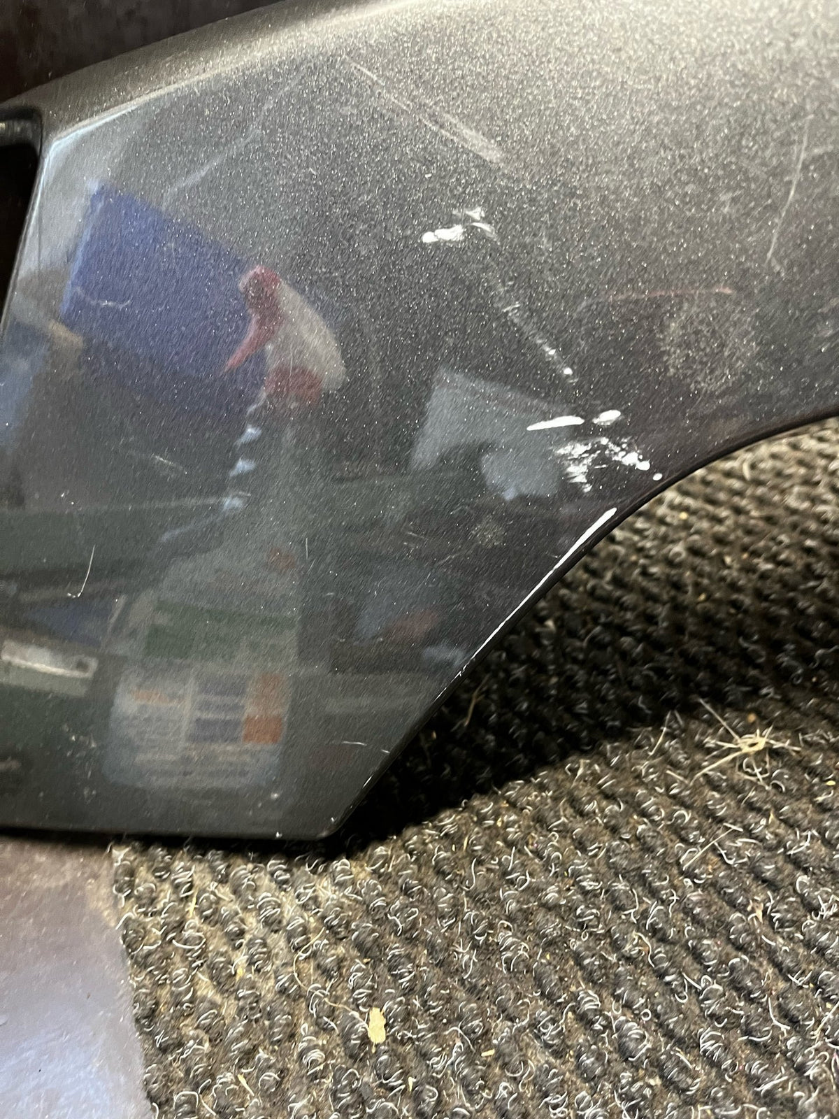 2019 Ford Escape- Centre Tailgate Garnish- (TAG8808)