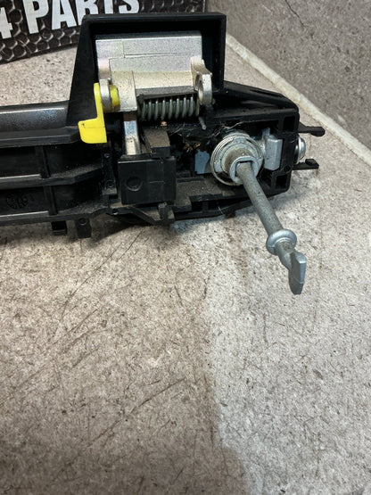 2019 Mitsubishi Triton- Right Front Door Exterior Handle- (TAG16522)