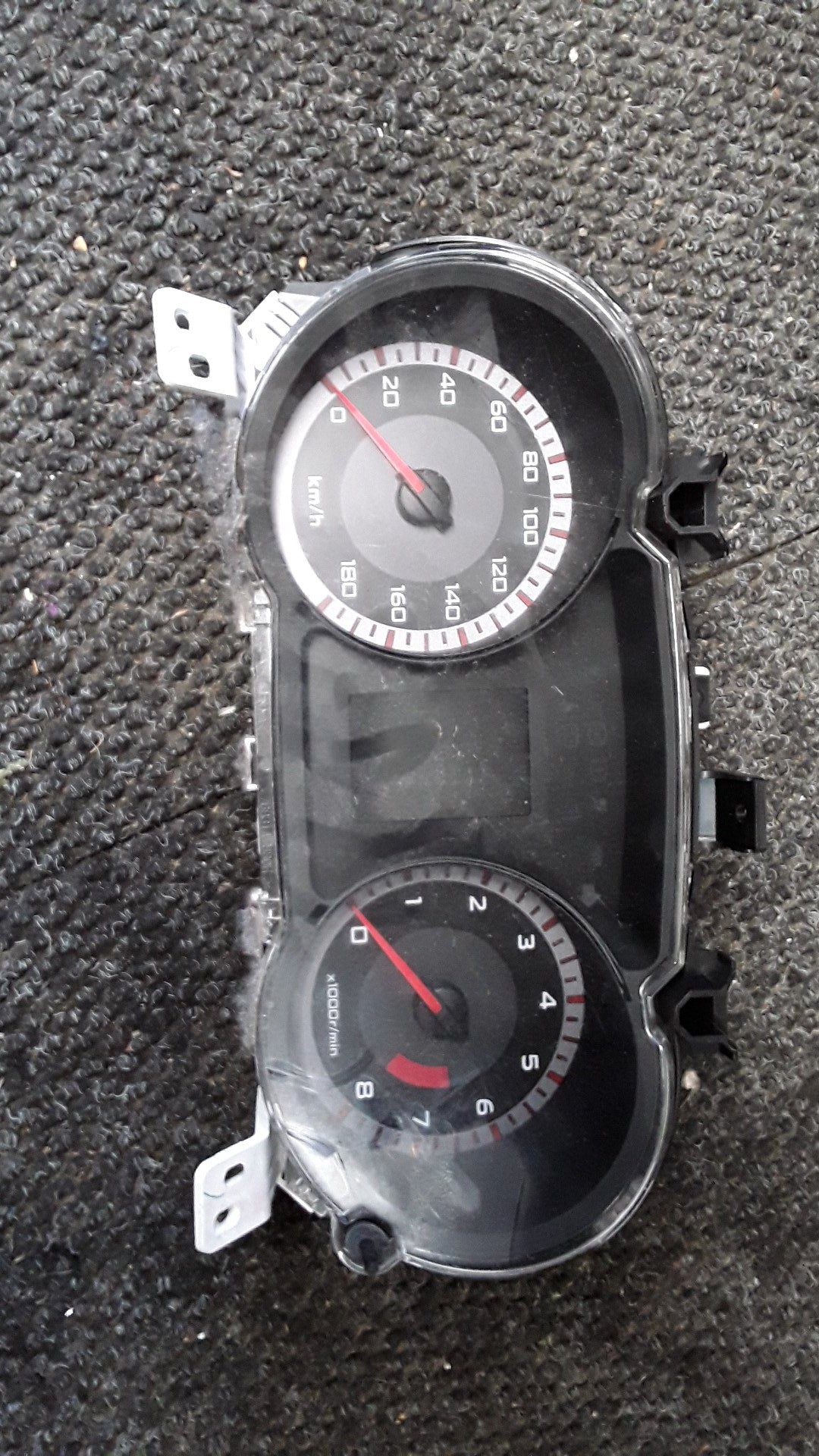 2005-2012 Mitsubishi Outlander II CW*W- Instrument Cluster- (TAG6324)