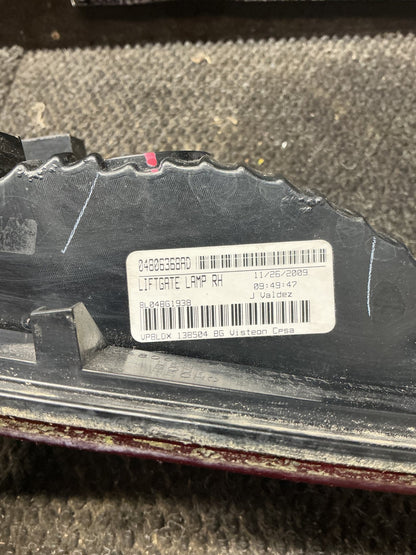 2010 Dodge Journey JC- Right Tailgate Light- (TAG11372) PN: 04806368AD