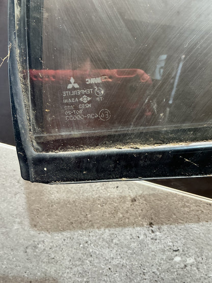 2000-2003 Mitsubishi Pajero V75 - Right Rear Quarter Door Glass - (TAG18676)