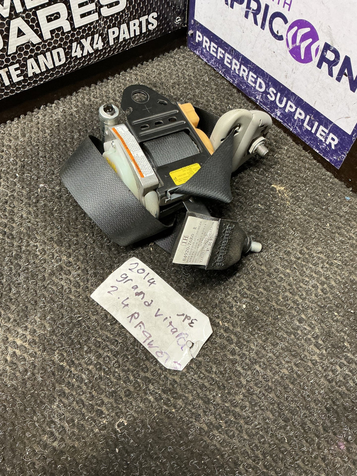 2014 Suzuki Grand Vitara 9W072- Right Front Seat Belt- (TAG10724)