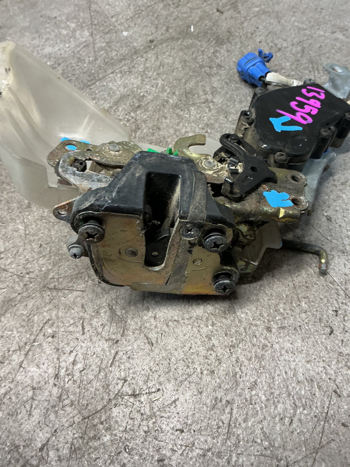 1992-1998 Toyota Land Cruiser J80- Left Rear Door Lock Actuator- (TAG13959)