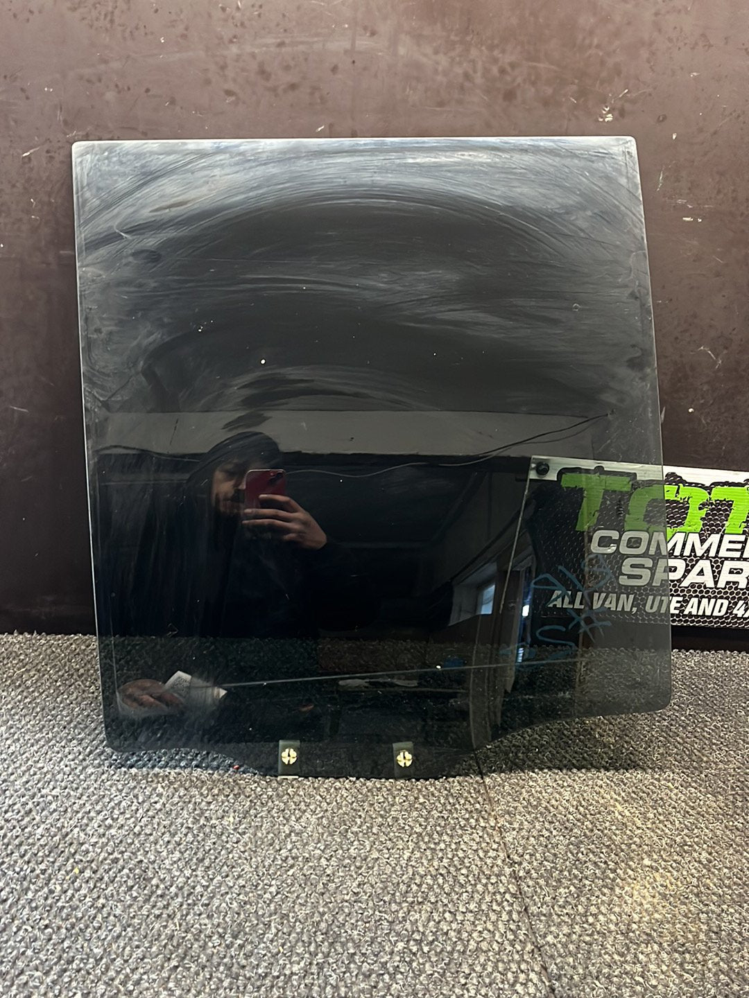 1997 Mitsubishi Pajero II V2*C- Right Rear Door Glass- (TAG9673) PN: M2L3