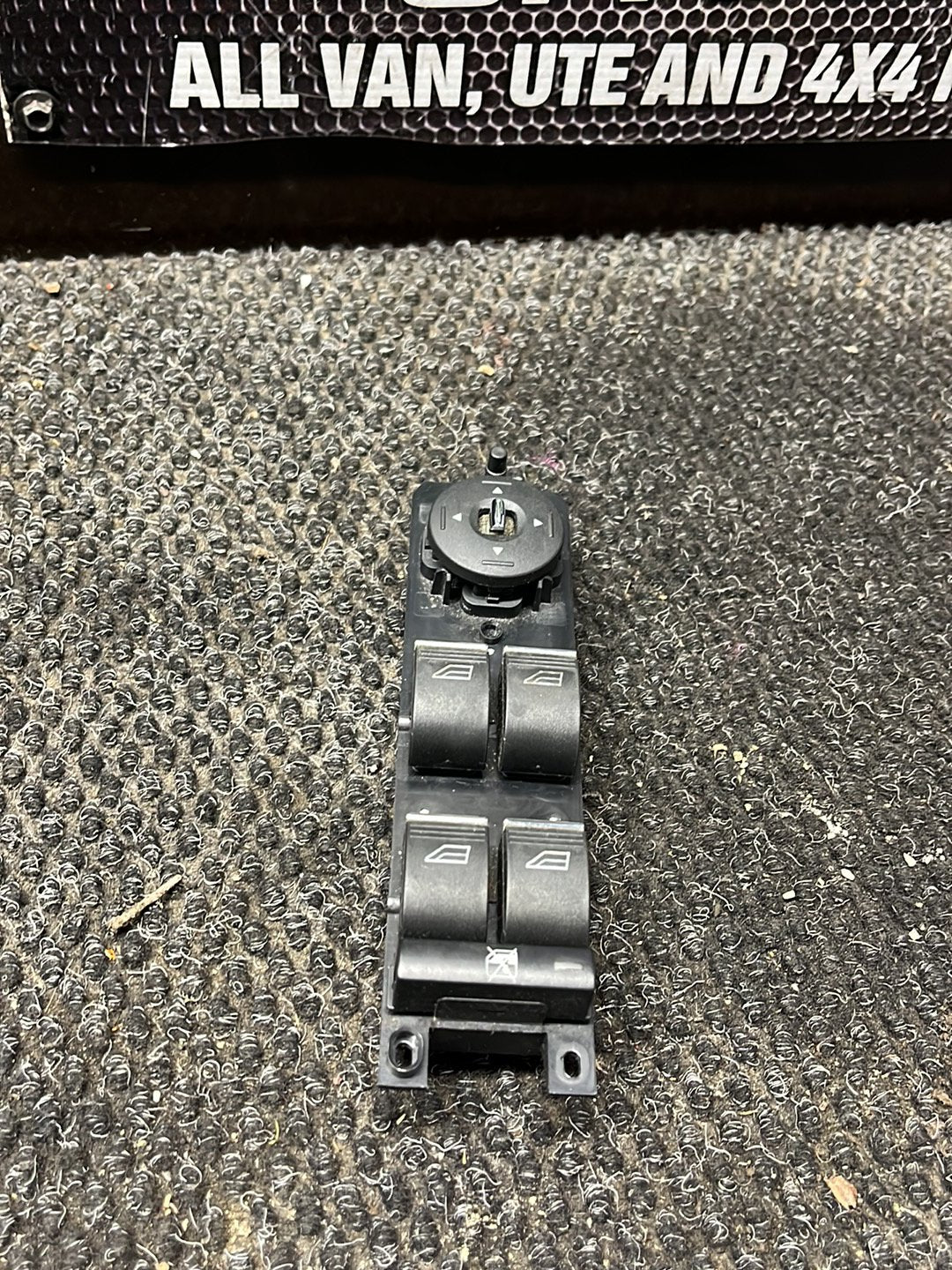 2013 Ford Kuga- Master Power Window Switch- (TAG9322)