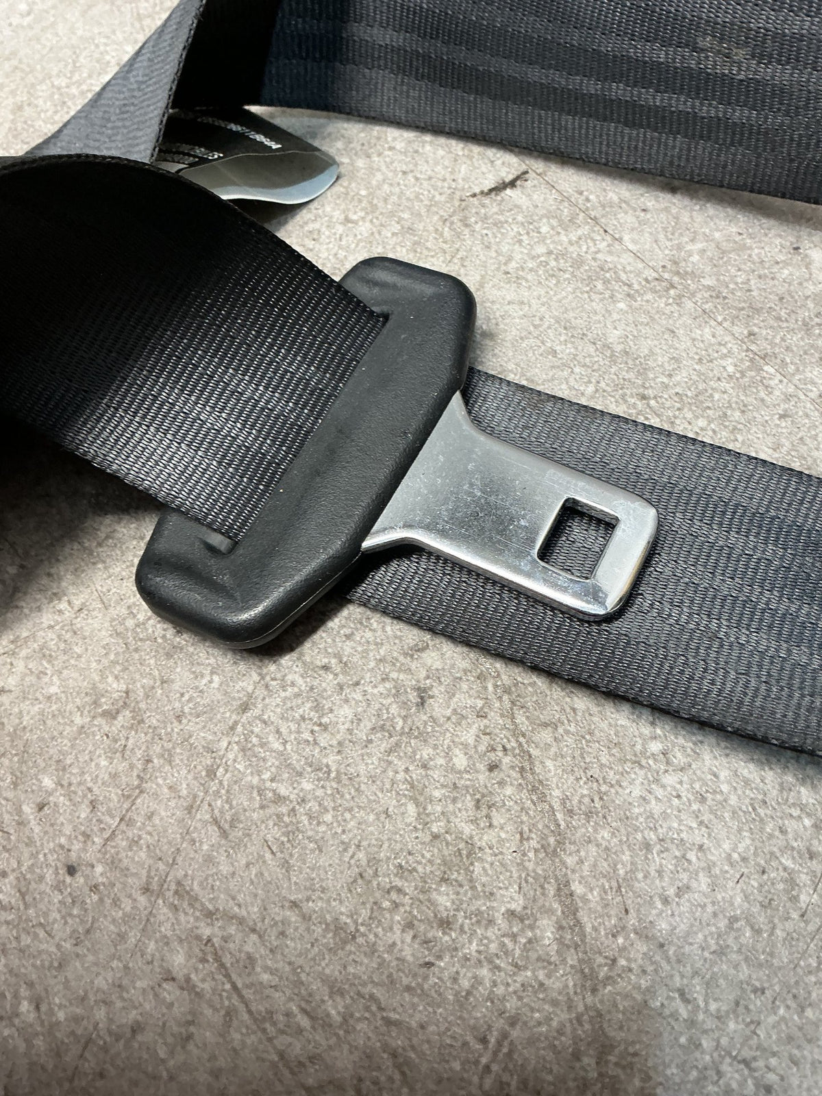 2016 Ford Ranger- Rear Centre Seat Belt- (TAG12748) PN: EB3B26611B64A
