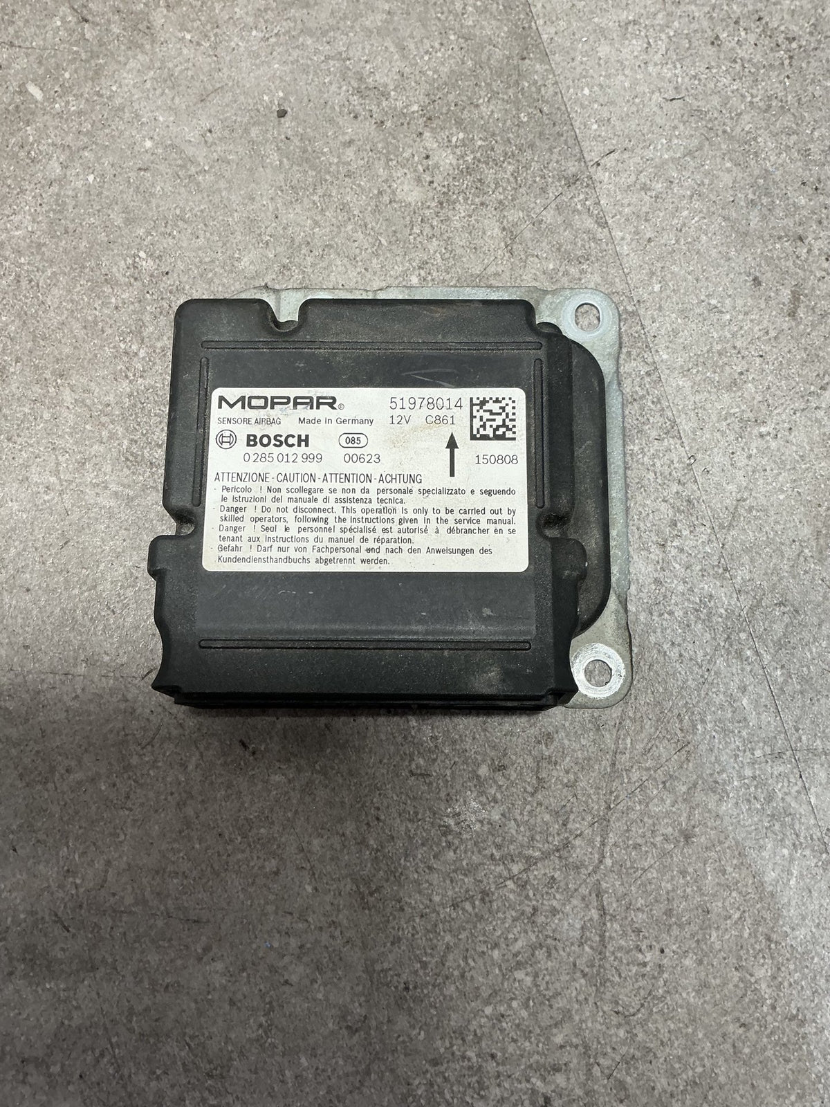 2016 Jeep Renegade B1- Airbag Module- (TAG12321) PN: 51978014