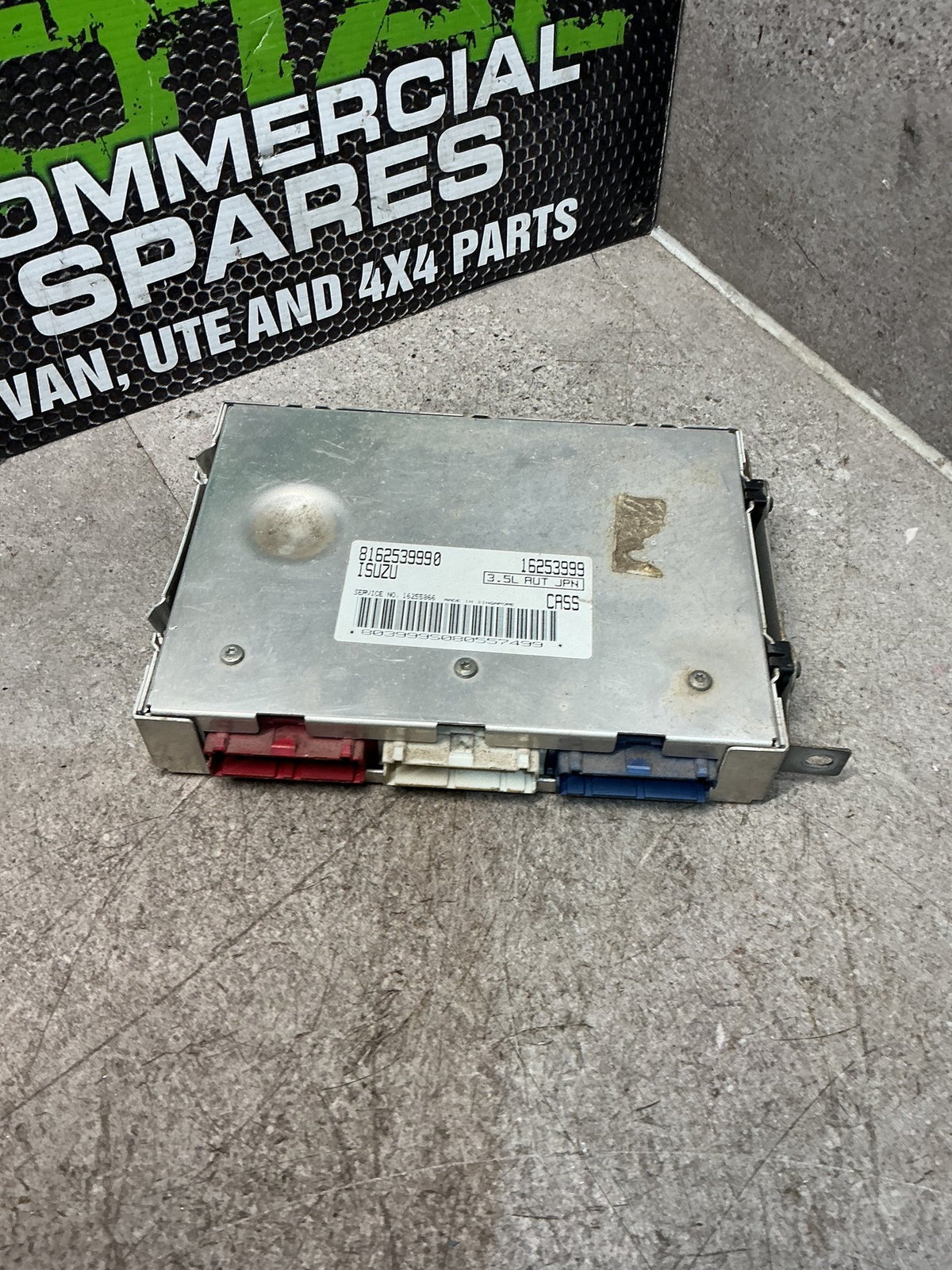 1995 Isuzu Bighorn UBS69GW- ECU- (TAG16384)