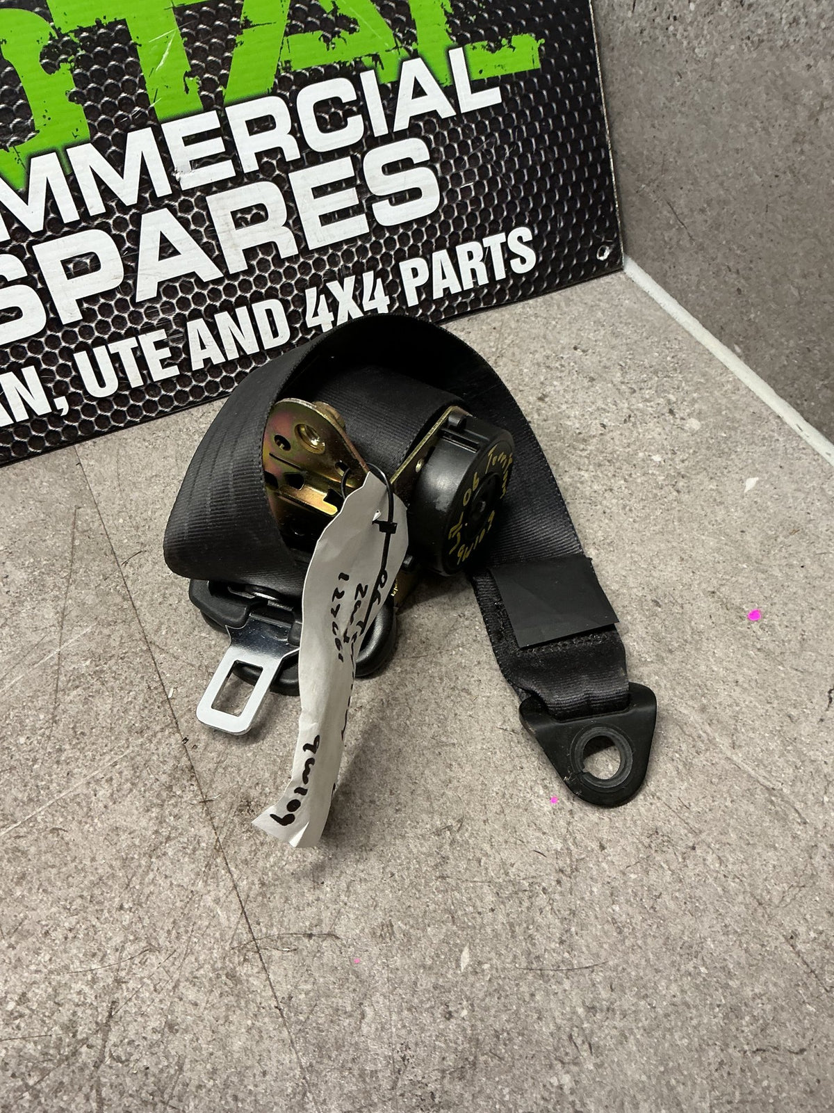 2006 Ford Territory 9W109- Left Rear Seat Belt- (TAG13622) PN: 3R73A611B69AG6TXD