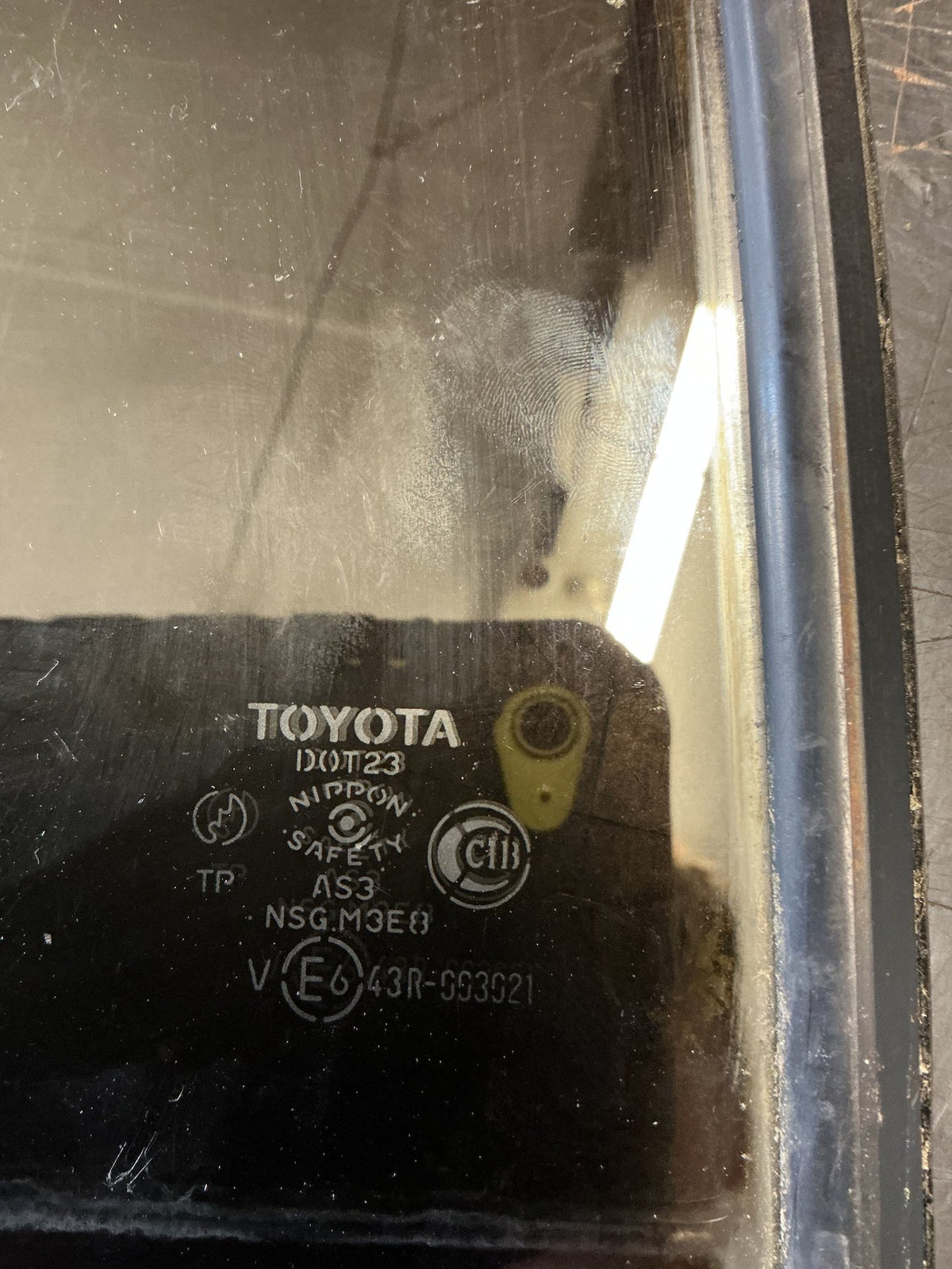1994 Toyota Prado - Left Rear Quarter Door Glass - (TAG18594)