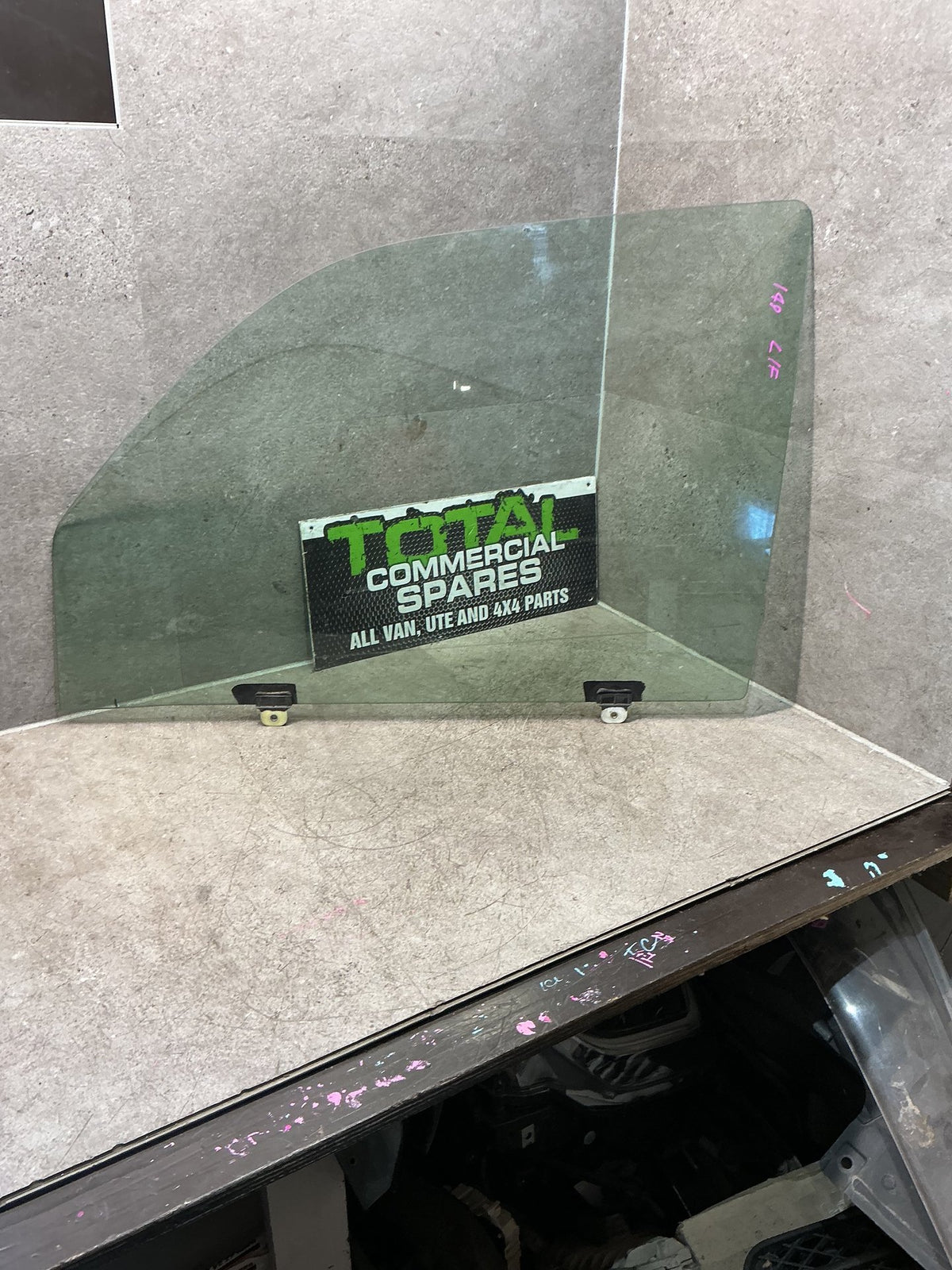 1999 Toyota Surf N180- Left Front Door Glass- (TAG15583) PN: M305