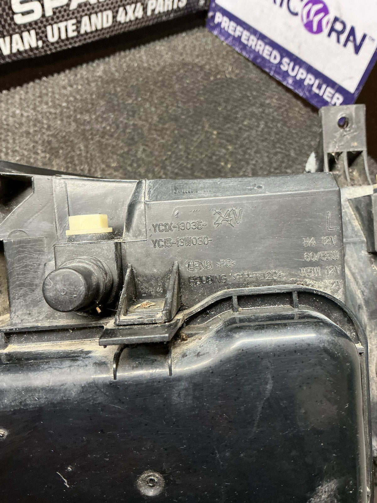 2006 Ford Transit Mark VI- Left Headlight- (TAG9578)