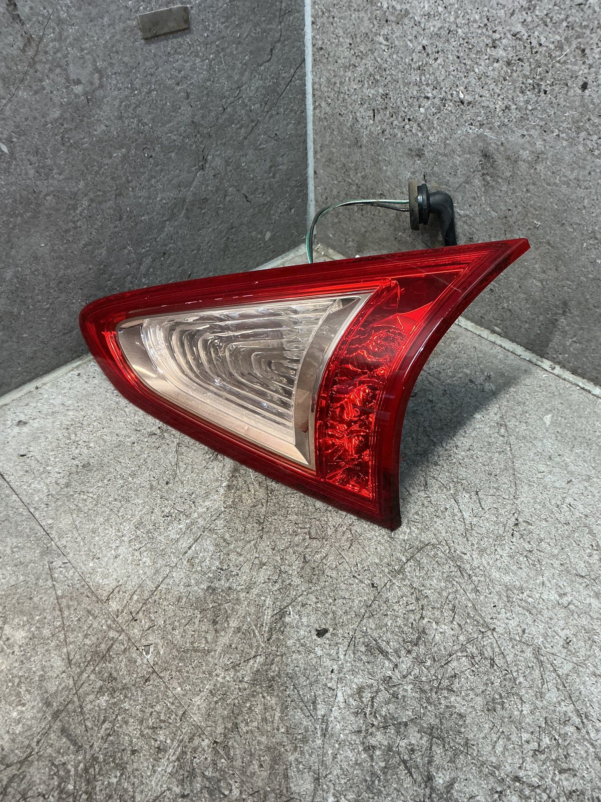 2011 Nissan Skyline J50 - Right Tailgate Light - (TAG18389)